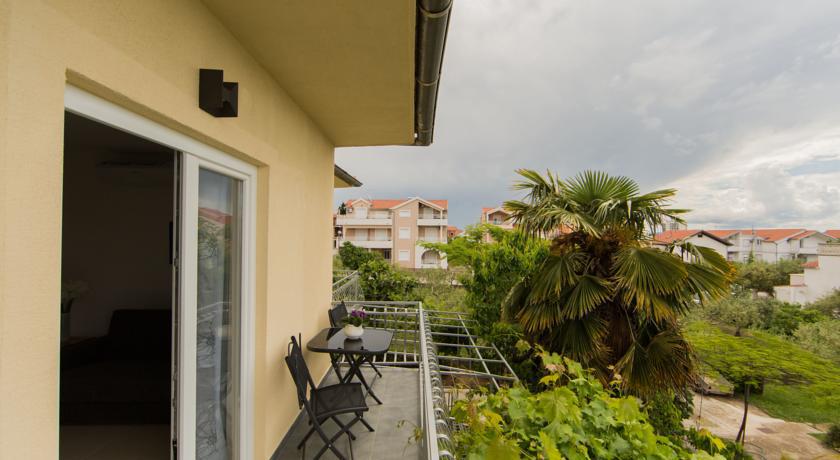 Apartment Udovicic Vodice Ruang foto