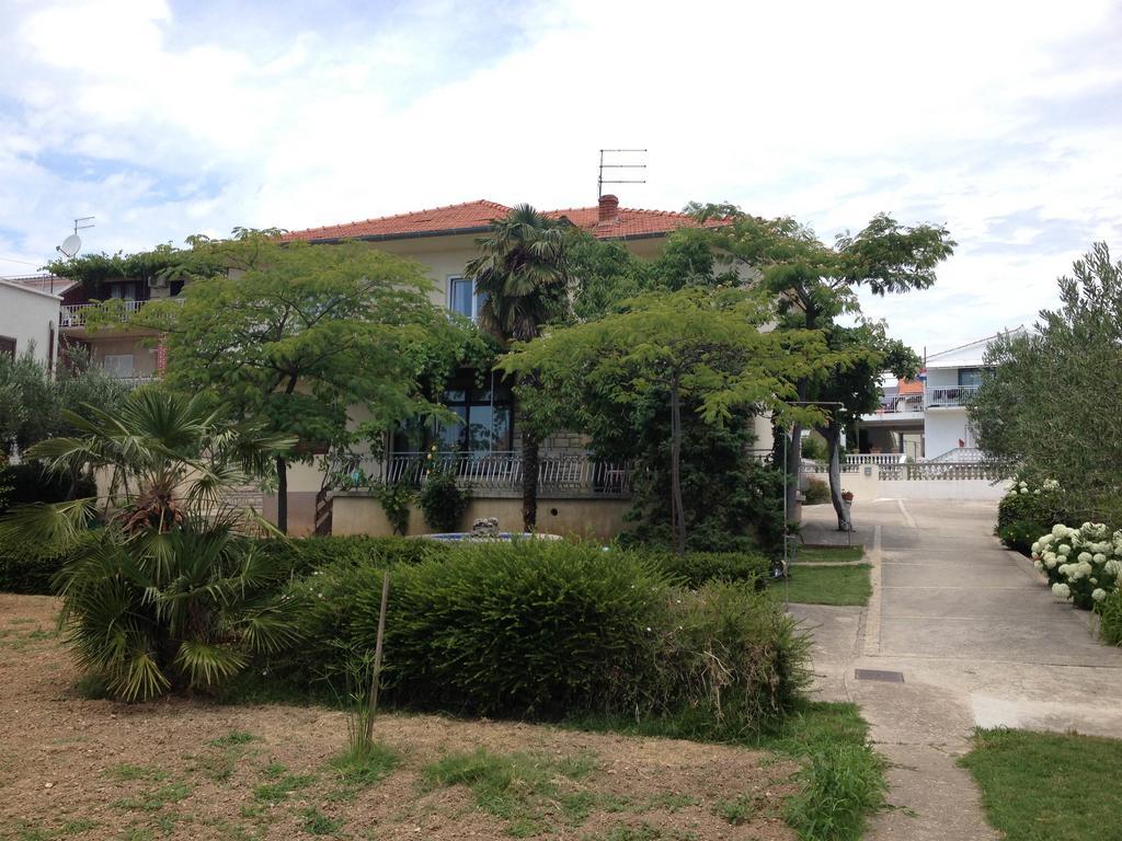 Apartment Udovicic Vodice Ruang foto